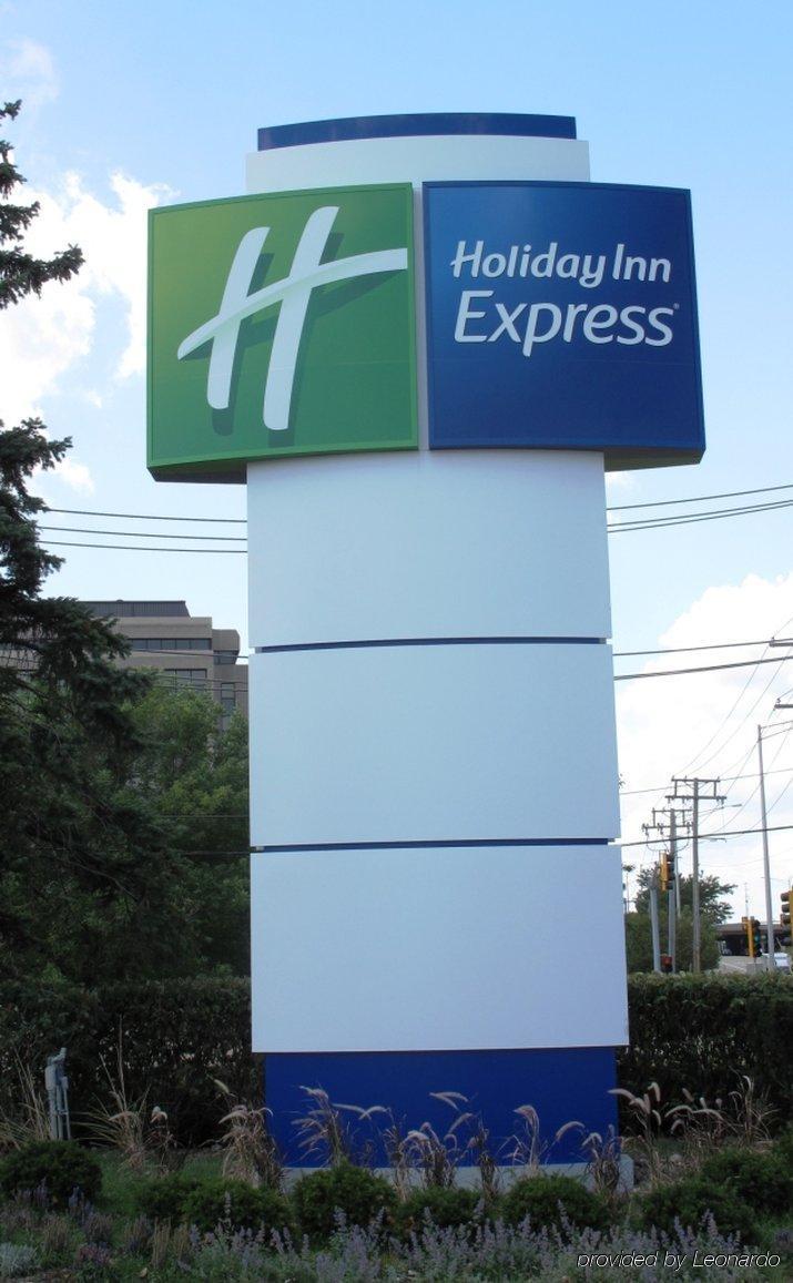 Holiday Inn Express Schaumburg-Rolling Meadows By Ihg Exterior foto